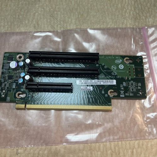 Intel 2U 3-Slot PCI-E Riser Board in Bracket PBA G15038-350 DA0S6GTB4C0  Rev : C