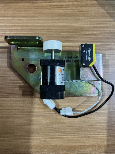 MECALECTRO 8.10.BJ.45 SOLENOID INTERLOCK SWITCH U3S