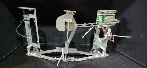 Thermo Sorvall LEGEND RT Centrifuge Door Lid Latch Assembly Lock 56774-1