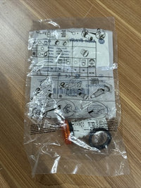ALLEN BRADLEY 800FD-P0D3 24VAC/DC INCANDESCENT AMBER PILOT LIGHT - NEW