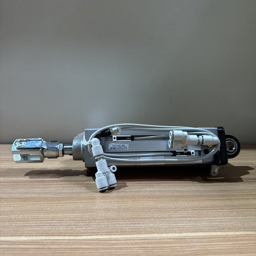 SMC CLK2 Series Clamp Cylinder With Lock Mechanism CP95SDB40-80