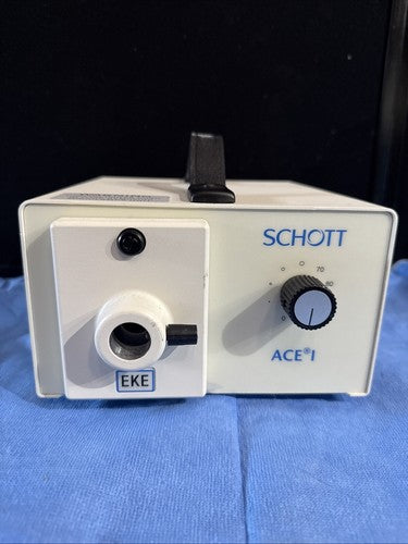 SCHOTT DCR III FIBER OPTIC EYE LIGHT SOURCE 20500