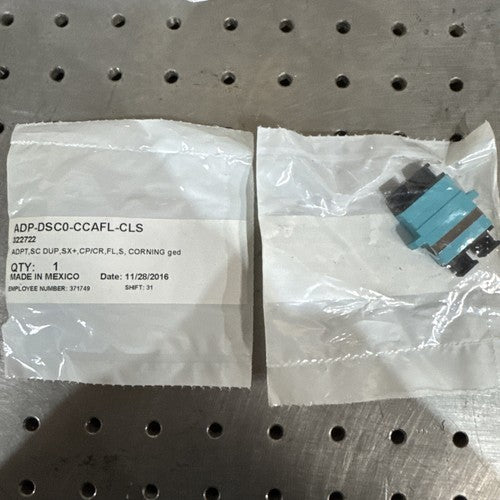Lot Of 30 Corning SC Duplex 50um OM3/OM4 Fiber Optic Adapter ADP-DSC0-CCAFL-CLS