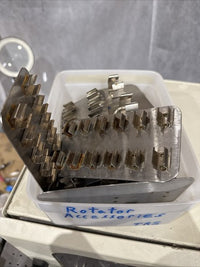 New Brunswick / Hybridization Oven / Rotation Speed Range: 10–80 RPM