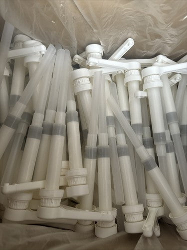 (Lot of 50) 1 Gallon White Pump Dispenser 38/400 Heavy Duty Ribbed Unlined