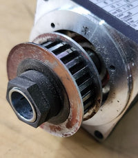 LENZE MCS06C60LRS0B0-A11N-ST5S00N-R2SU SERVO MOTOR