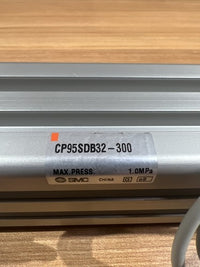 NEW SMC CP95SDB32-300  PNEUMATIC CYLINDER CP95SDB32300