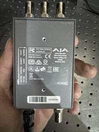AJA V2analog HD/SD digital to analog Converter USED.