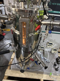 New Brunswick Scientific BioFlo 4500 Fermentor Bioreactor | Lab Scale System
