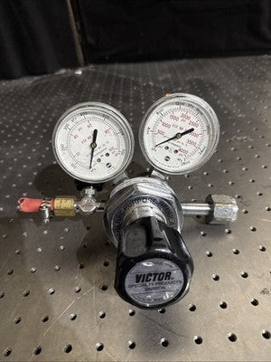 VICTOR GPT270C-320 Compressed Gas Regulator