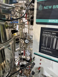New Brunswick Scientific BioFlo 4500 Fermentor Bioreactor | Lab Scale System