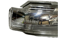 MERCEDES SIGNAL LENS RIGHT MIRROR TURN INDICATOR A0999067401 OEM