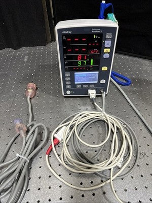 Mindray Datascope Accutorr V, SPO2, BP, Temp, Tested, SN A7527501B4