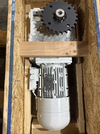 NEW Lenze GKS07-3M VBR 112C22 Helical-Bevel Geared Motor 7.1kW 400V IP54