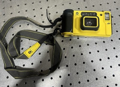 Minolta Weathermatic Dual 35 AF Waterproof Film Camera Yellow Untested