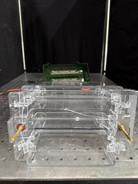 Bio Rad Criterion Cell 135BR Midi Protein Gel Electrophoresis System 1L 600V 80W