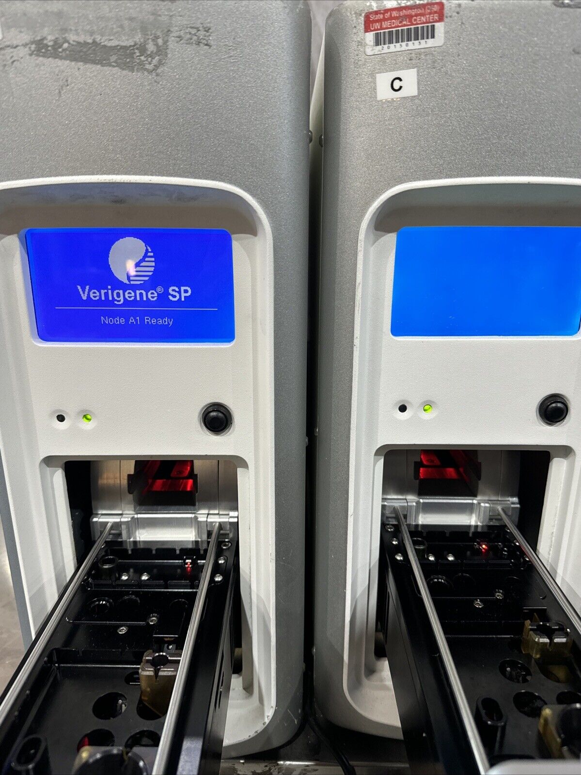 Nanosphere Verigene Reader 10-0000-02 &amp; 4 Verigene Sample Processor SP10-0000-07