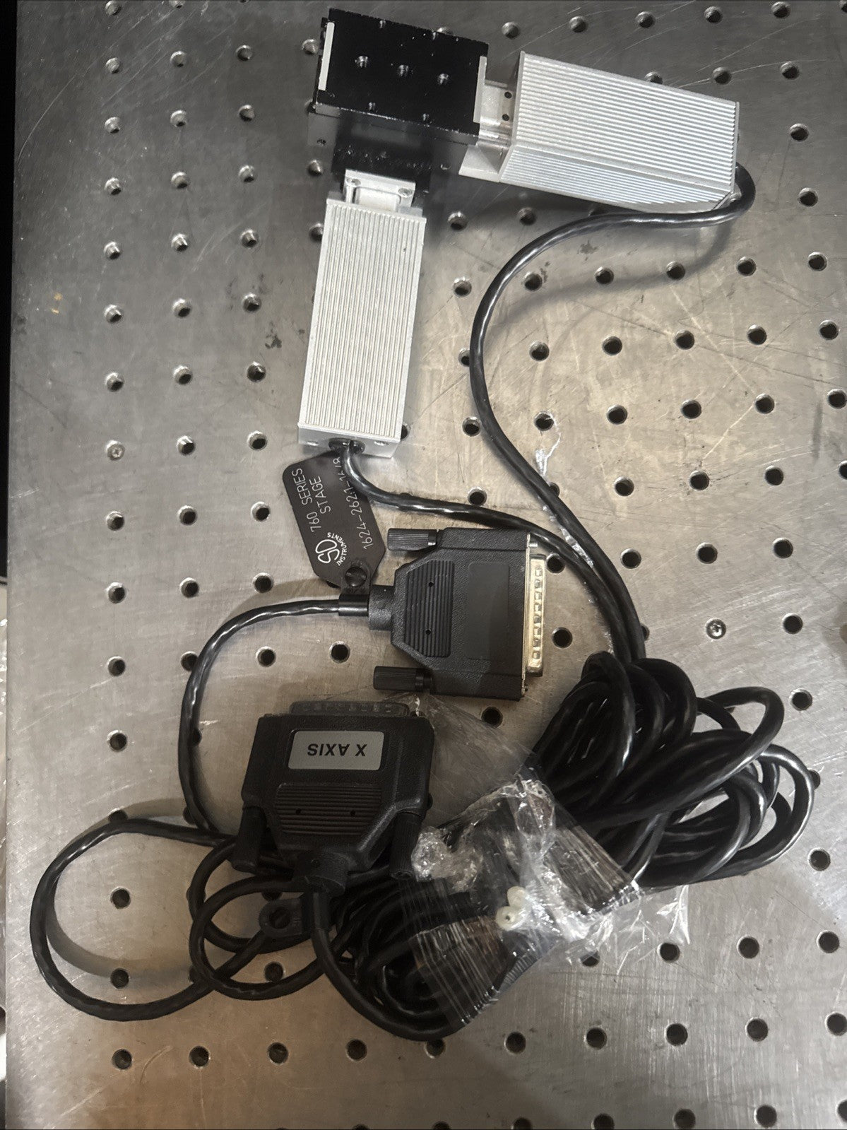 Siskiyou SD Instruments MX7600 Motorized Manipulators 8 Motors Untested