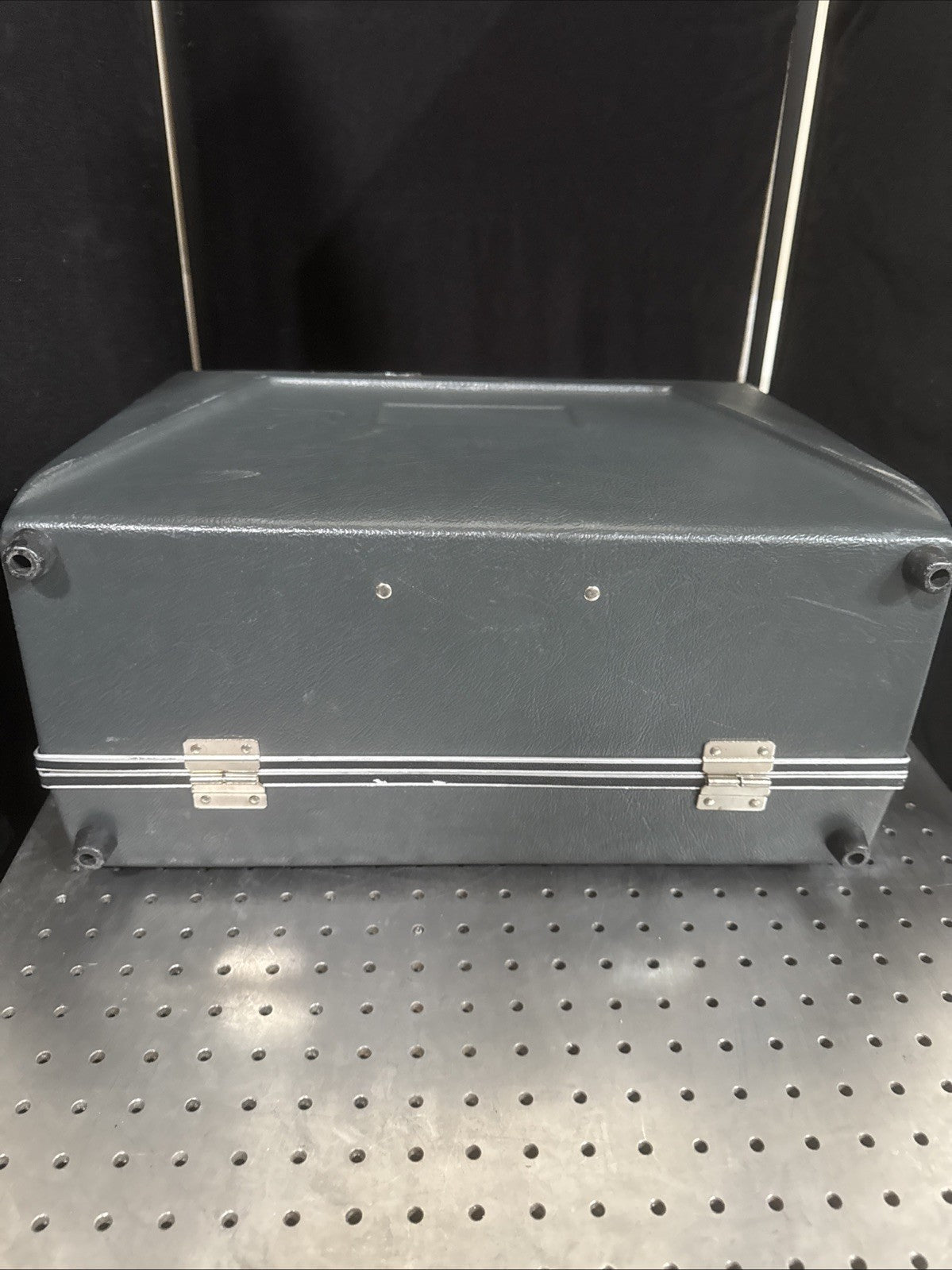 Vintage 1994 Qualitone Minneapolis Mn 55416 USA Audiometer, CAAJ 17967