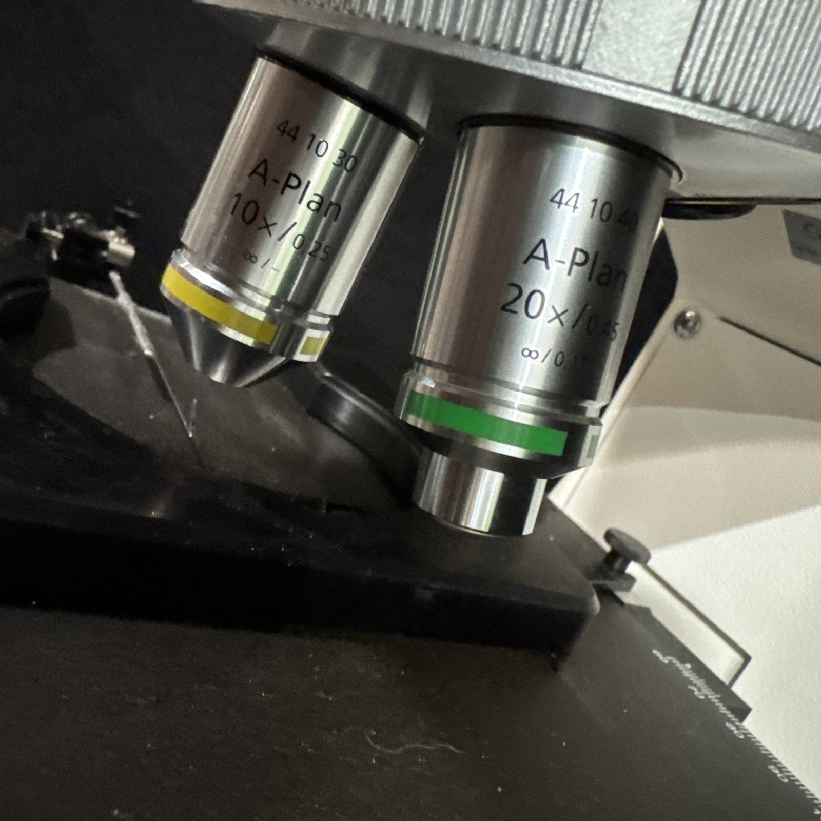 ZEISS AXIOSKOP 40 RESEARCH MICROSCOPE With Objectives 5x 10x 20x