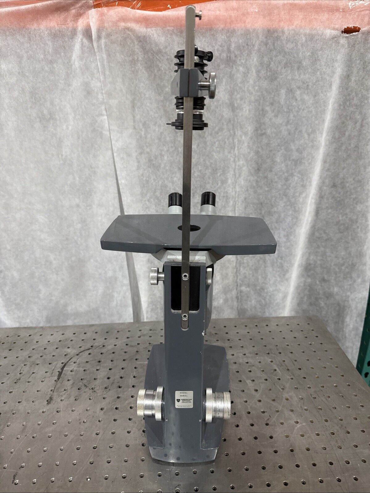 American Optical 1610 Inverted Microscope 4x, 10x, 6.5x