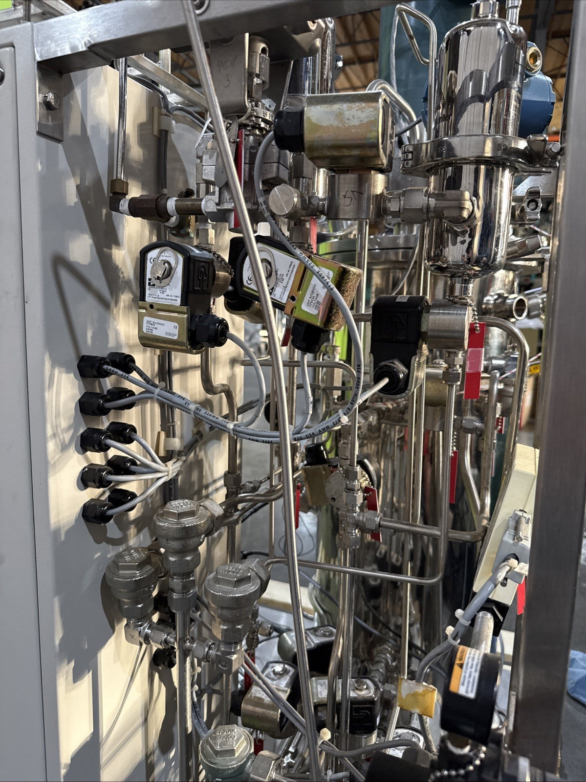 New Brunswick Scientific BioFlo 4500 Fermentor Bioreactor Model BF-4500