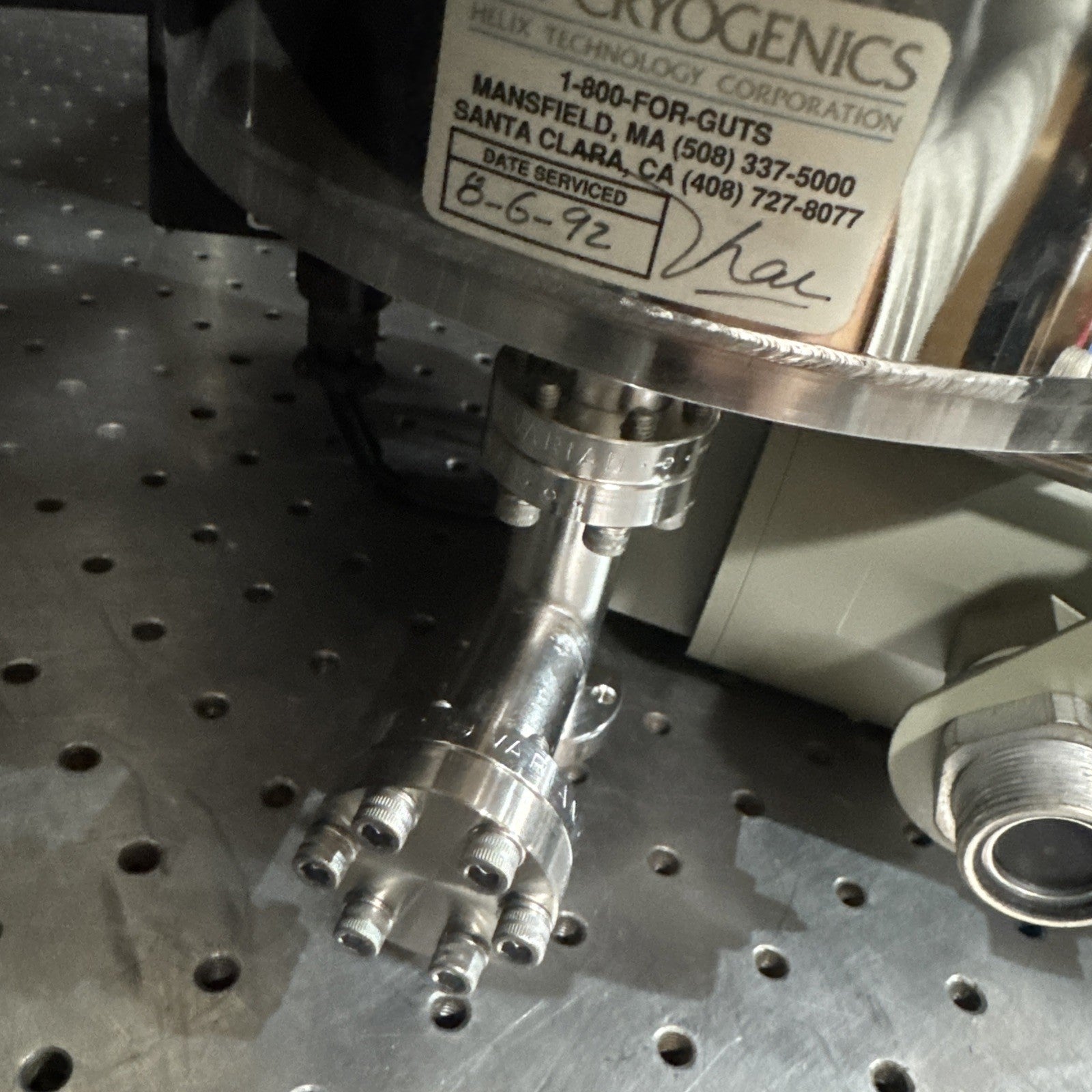 CTI-Cryogenics Cryo-Torr 7 Cryopump