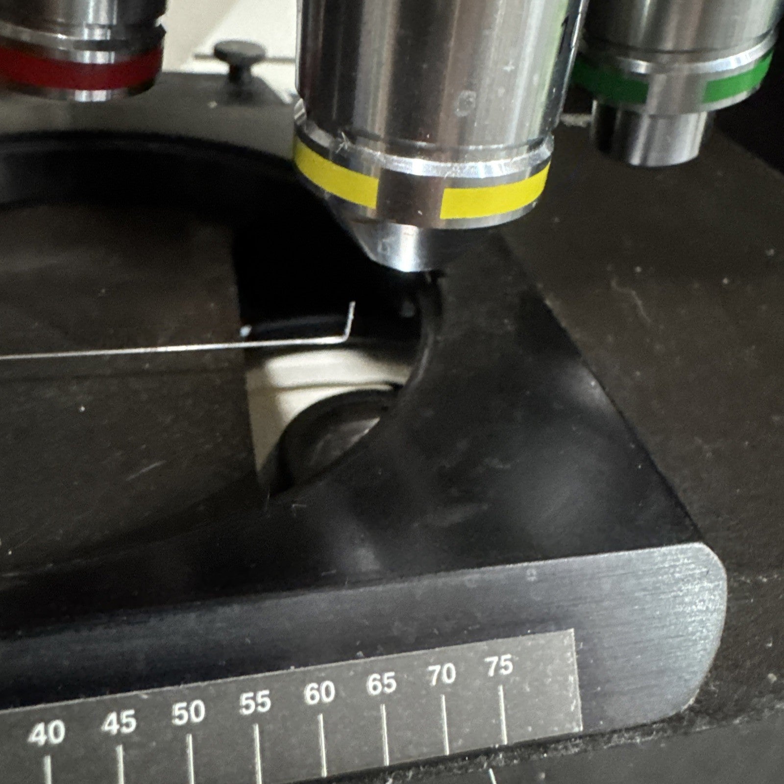 ZEISS AXIOSKOP 40 RESEARCH MICROSCOPE With Objectives 5x 10x 20x
