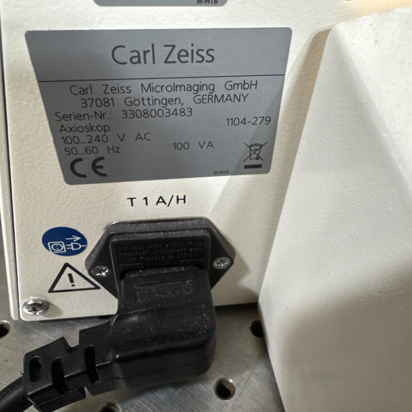 ZEISS AXIOSKOP 40 RESEARCH MICROSCOPE With Objectives 5x 10x 20x