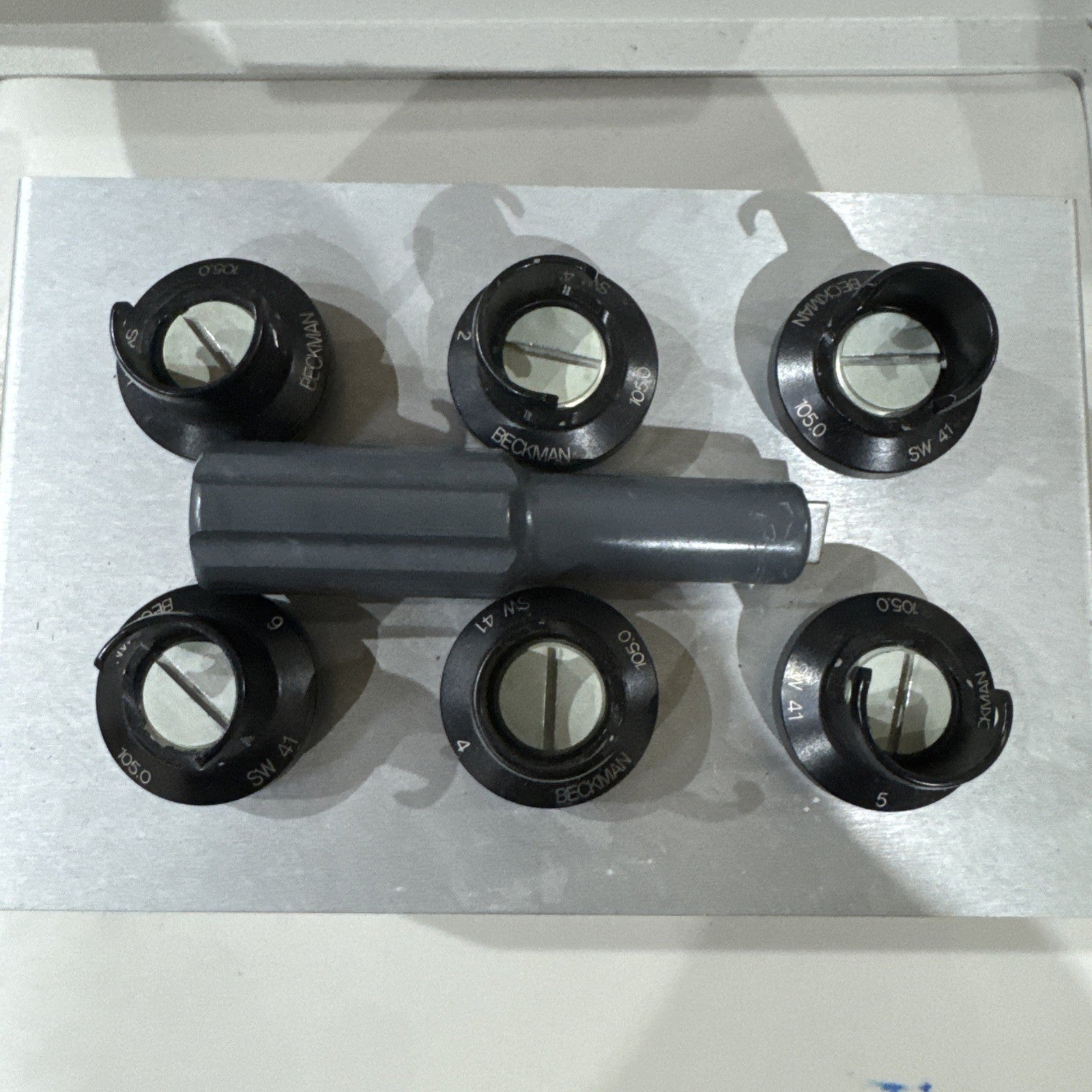Beckman Centrifuge Coulter Optima L-90K Ultracentrifuge Lab