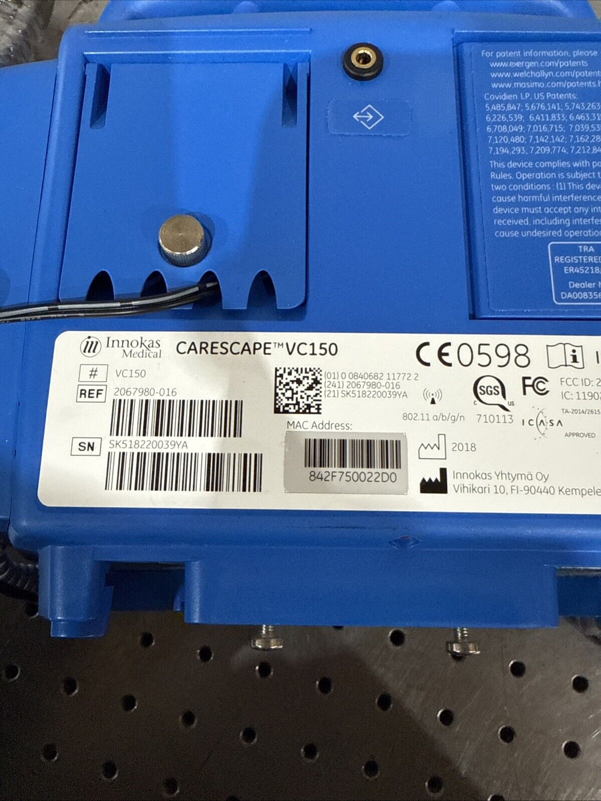 GE Dinamap VC150 Carescape Patient Monitor with finger probe and Tubes