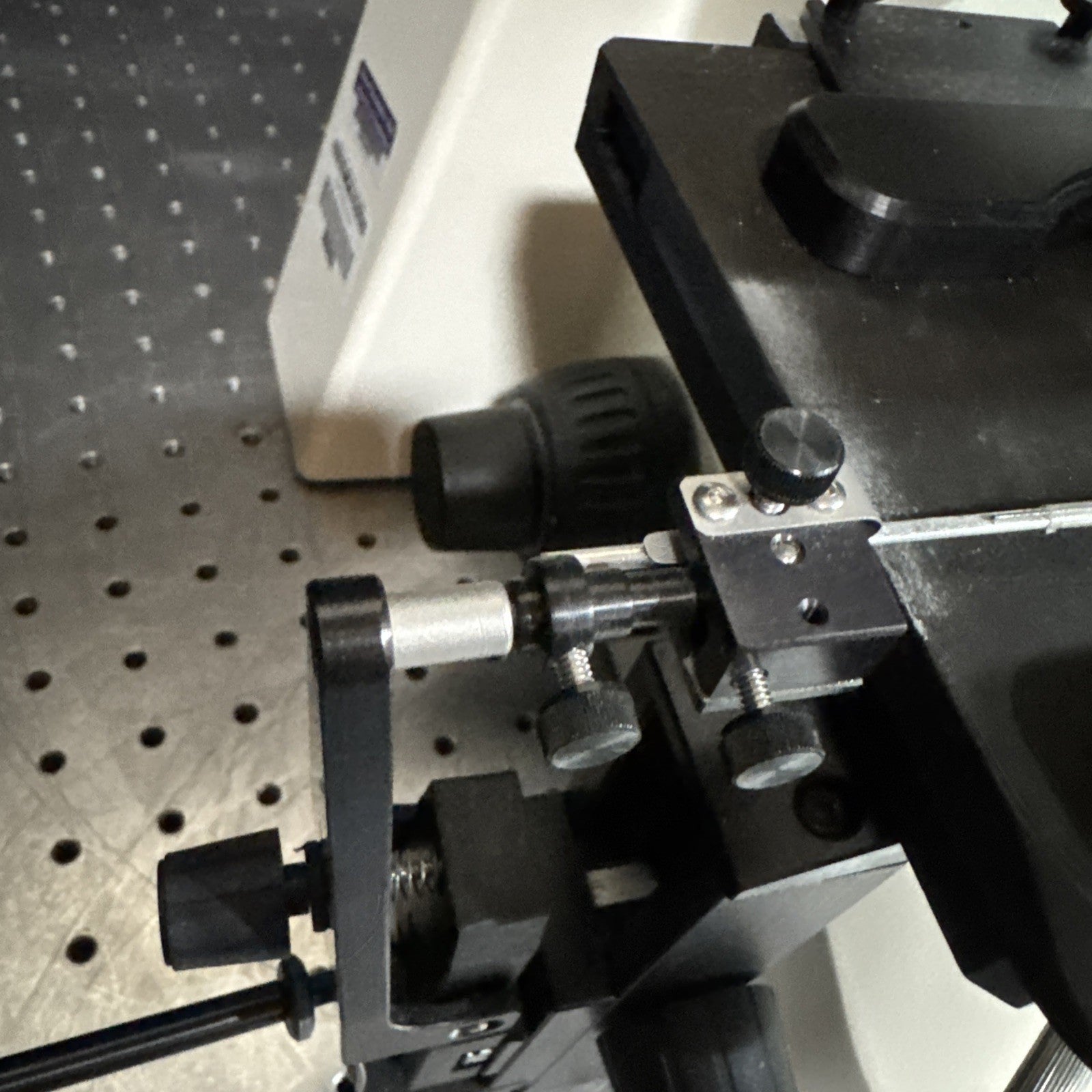 ZEISS AXIOSKOP 40 RESEARCH MICROSCOPE With Objectives 5x 10x 20x
