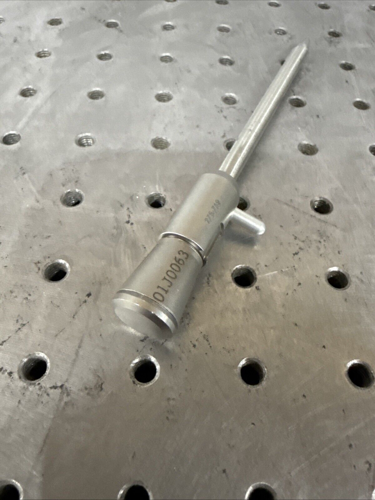Stryker 275-719-200  5.6 mm Cannula with 275-719-200 Trocar