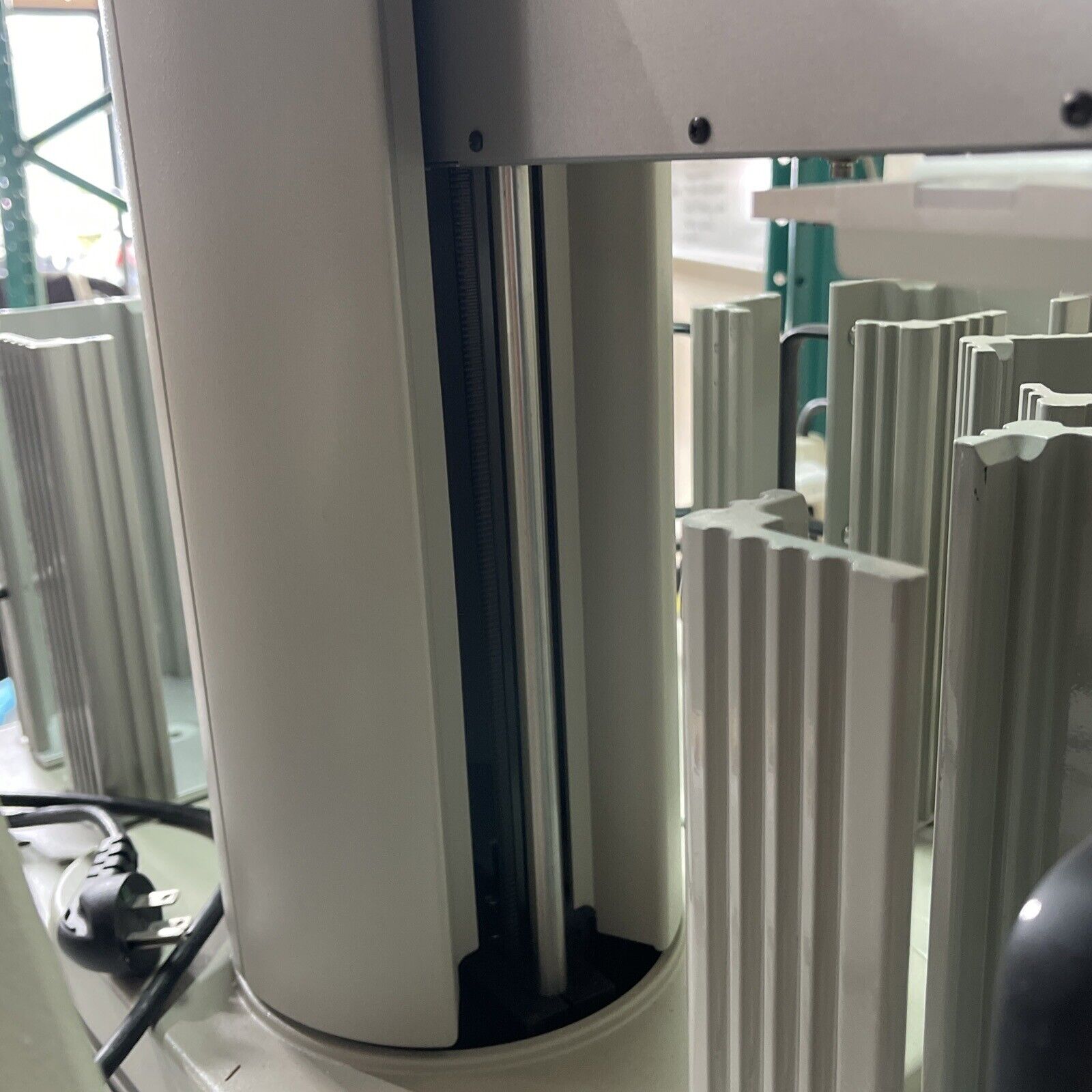 Caliper Zymark Twister Microplate Handler w/Barcode Reader