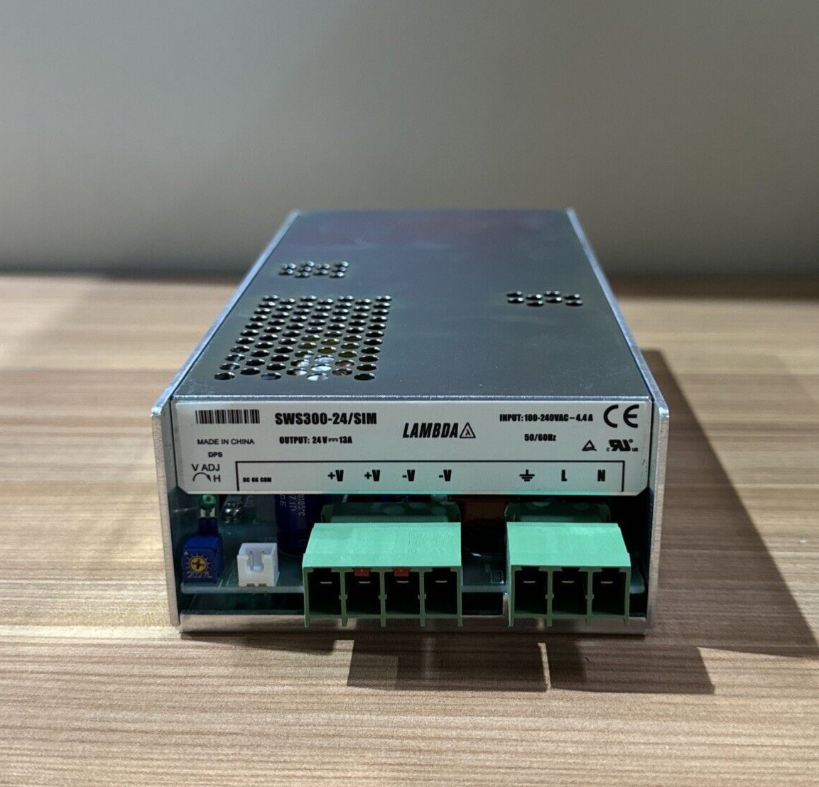 NEW LAMBDA SWS300-24/SIM POWER SUPPLY 100-240VAC 50/60HZ SWS30024SIM