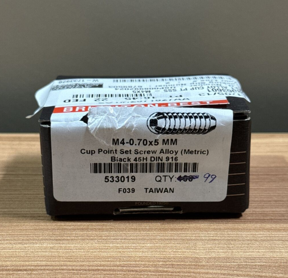 M4 x 0.70 x 5 MM Coarse Socket Set Screw Cup Pt Stainless Steel 18-8
