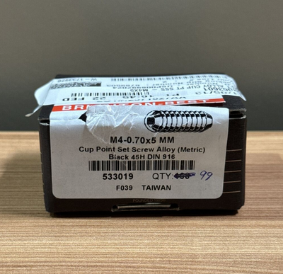 M4 x 0.70 x 5 MM Coarse Socket Set Screw Cup Pt Stainless Steel 18-8