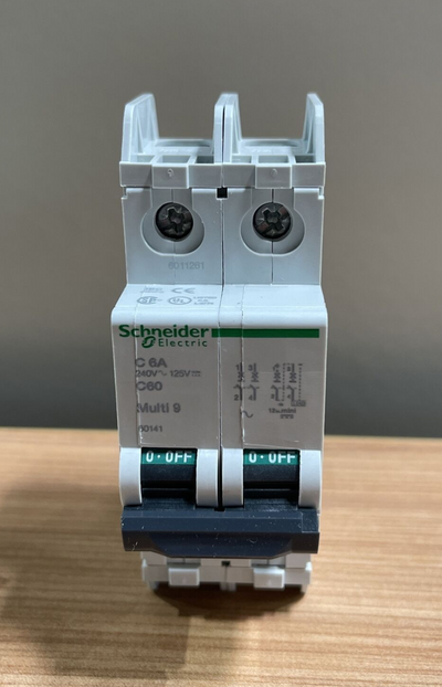 SCHNEIDER ELECTRIC M9F43240 240V 40A NSNP