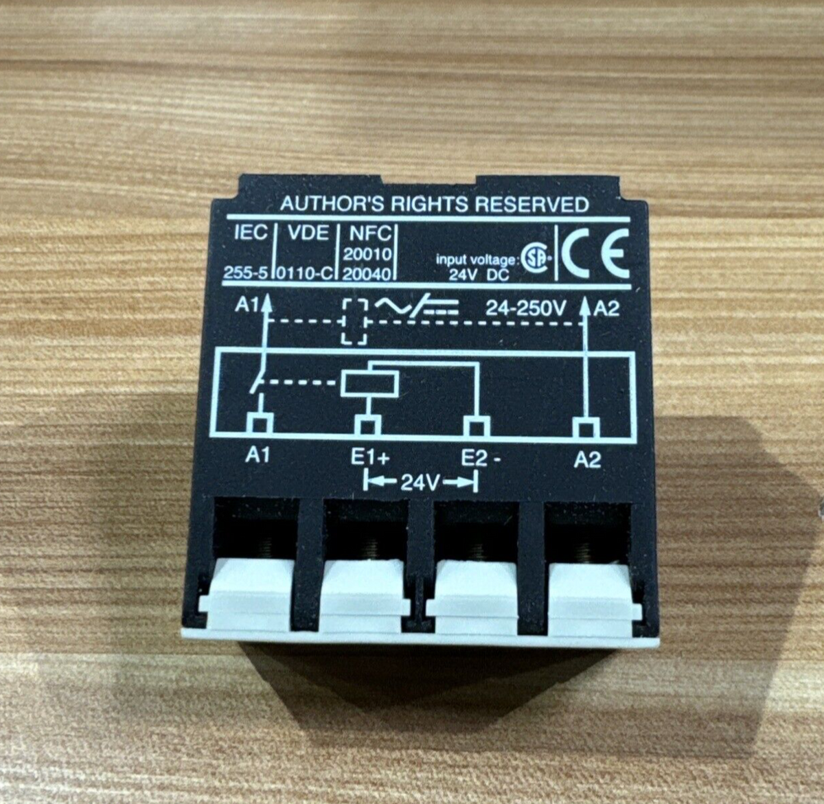 TELEMECANIQUE LA4DFBQ INTERFACE MODULE