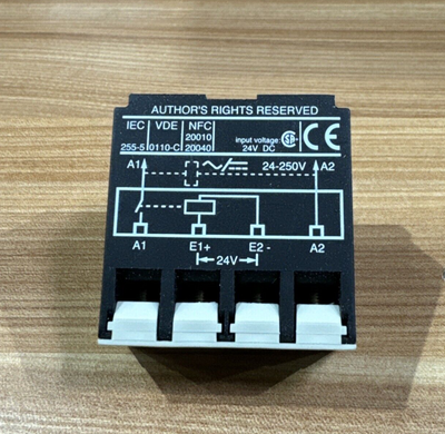TELEMECANIQUE LA4DFBQ INTERFACE MODULE
