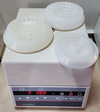 IEC Micromax Benchtop Laboratory Micro Centrifuge with 851 and 852 Rotors