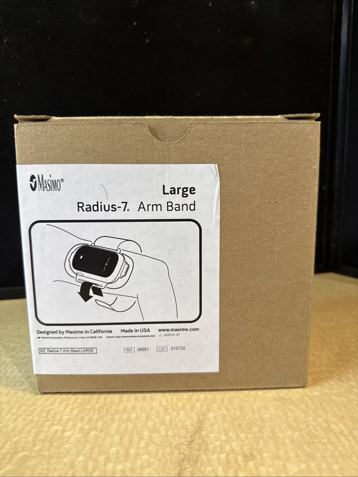 Box of 20 Masimo Radius-7 Oximetry Monitor Arm Band, Size Large ref 38881