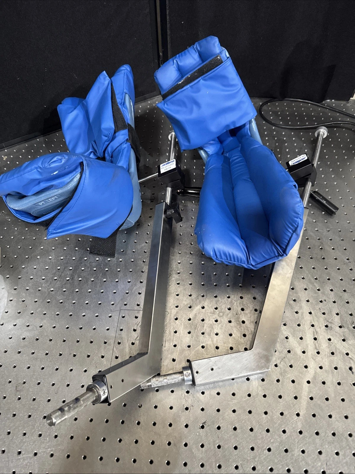 Allen Medical Stirrups Allen Medical Systems Amatech Stirrups