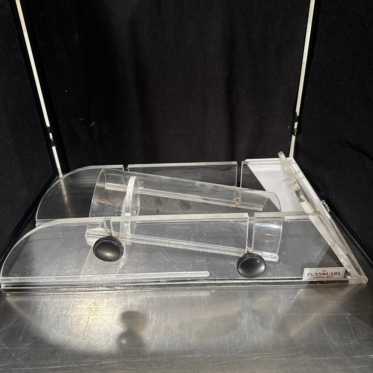 Plas Lab Rabbit Retainer