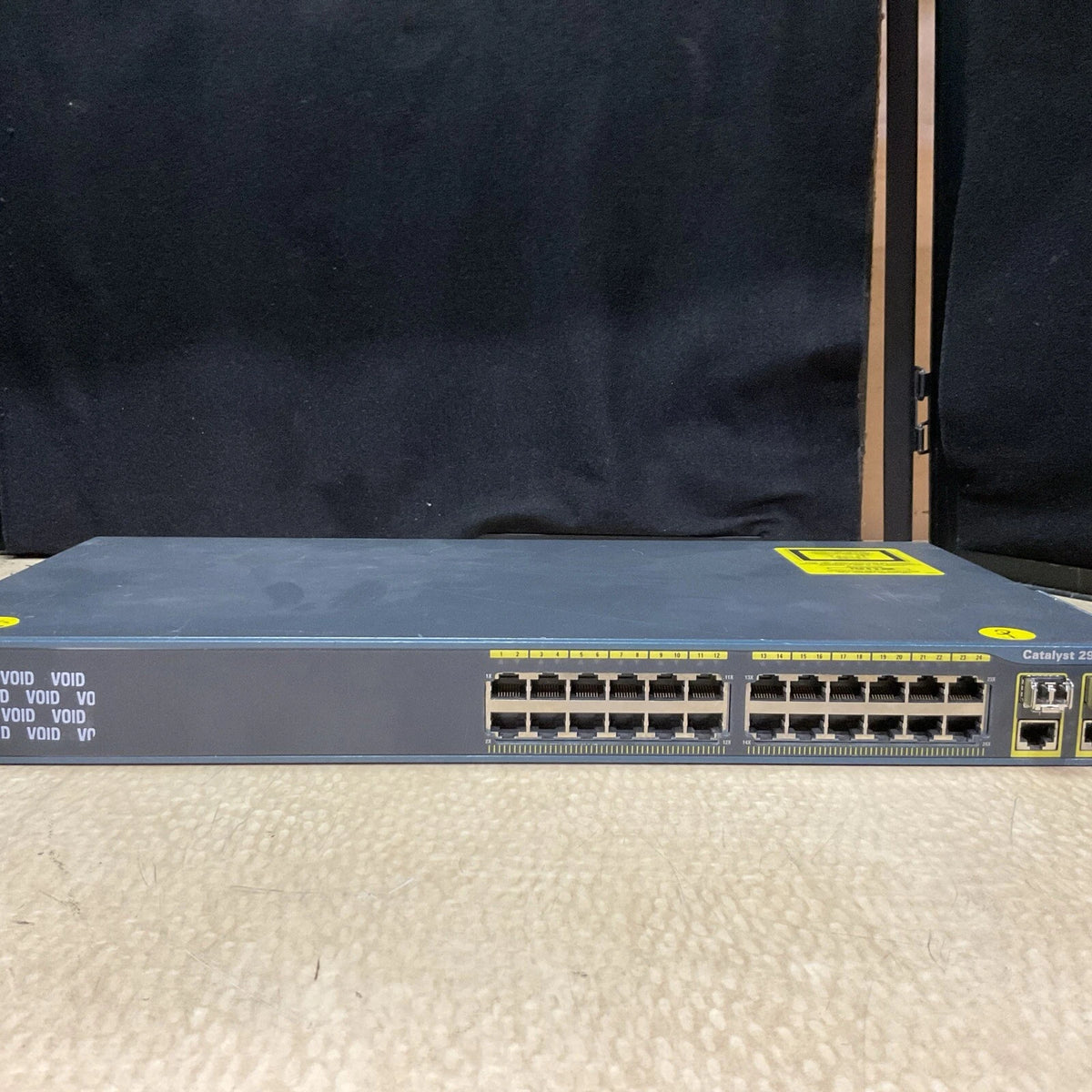 Cisco Catalyst 2960 WS-C2960-24TC-L 24 Port Fast PoE Ethernet Switch