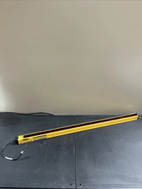 Banner SLSE14-900P8 LIGHT CURTAIN EMITTER [1] NEW NO BOX