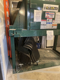 Marathon Untouchable VIP, 2.5Yard, Front Load Trash Compactor