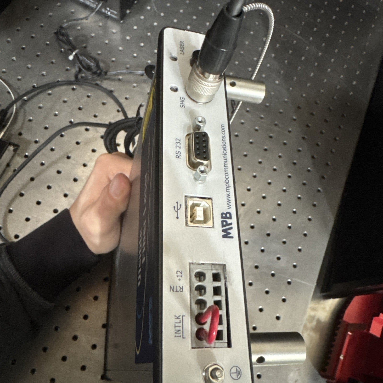 MPB Communication VFL-P-200-592-OEM1 Visible Fiber Laser  F-04306-01