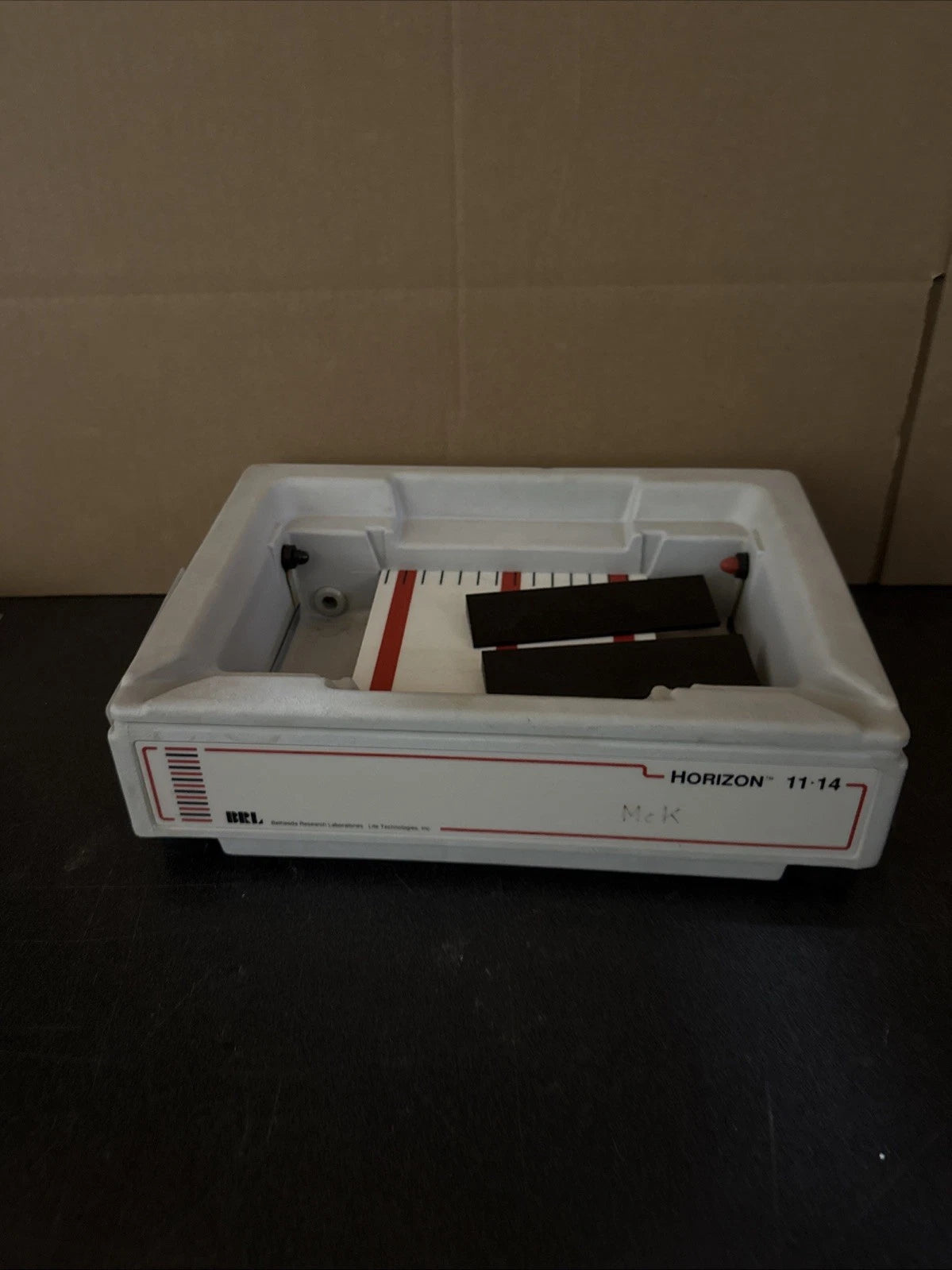 Life Technologies Gibco BRL Horizon 11-14 Horizontal Gel Electrophoresis System