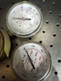 HARRIS 425-125 OXYGEN SINGLE STAGE REGULATOR, BRASS, CGA E-4
